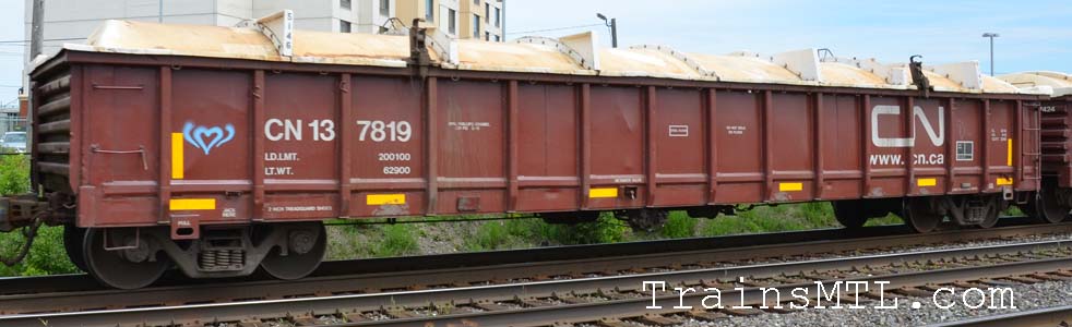 Car/wagon CN137819 left side / coté gauche